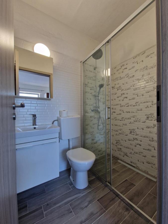 Urban Solo Suites سبليت المظهر الخارجي الصورة