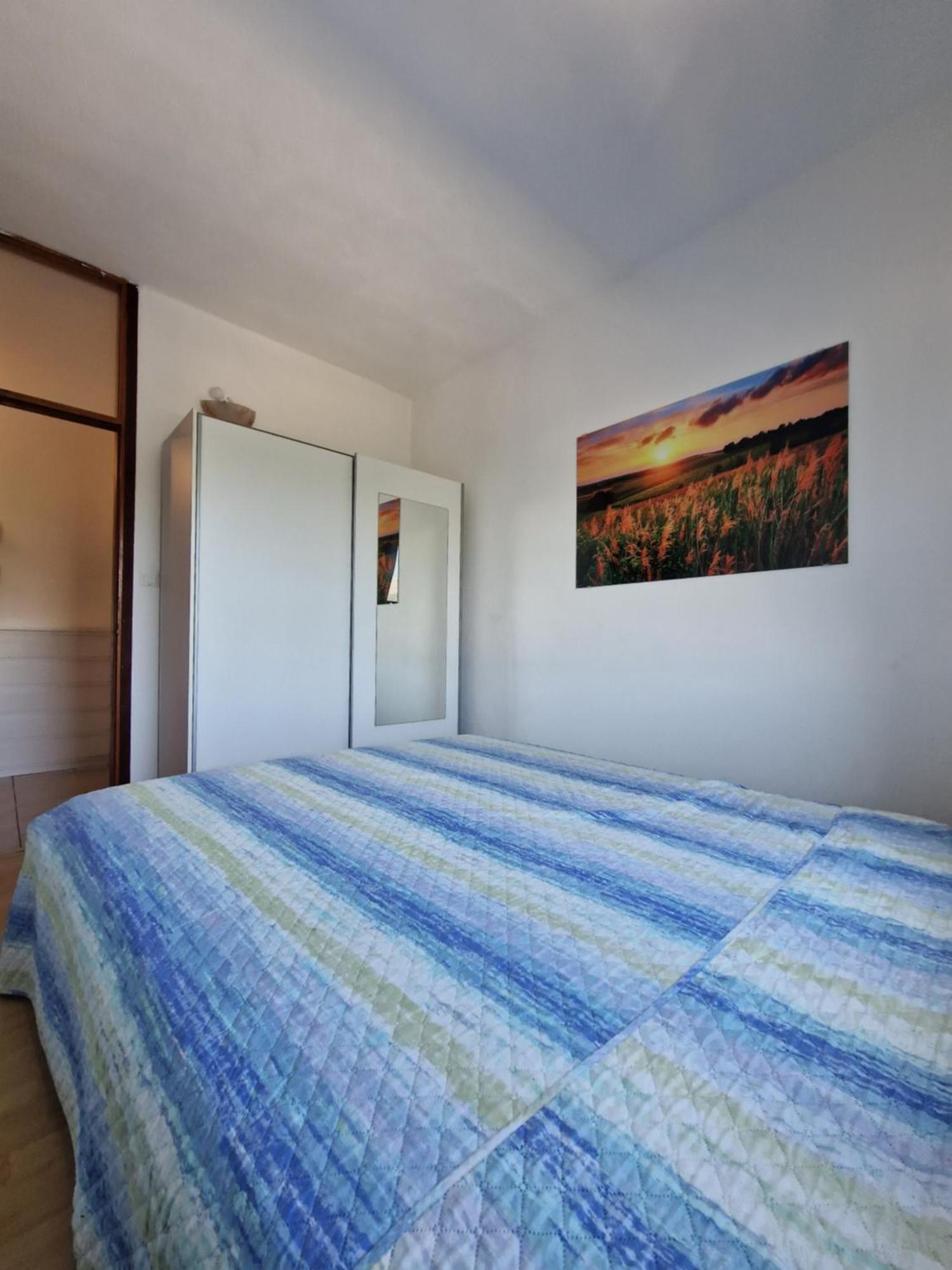 Urban Solo Suites سبليت المظهر الخارجي الصورة