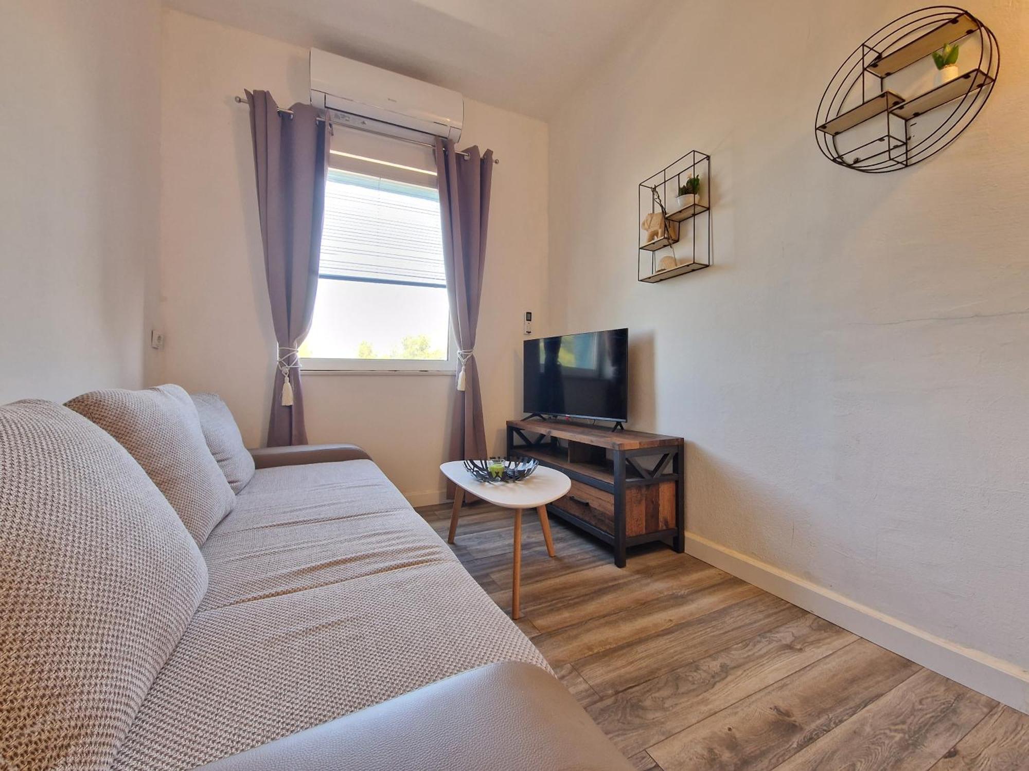 Urban Solo Suites سبليت المظهر الخارجي الصورة